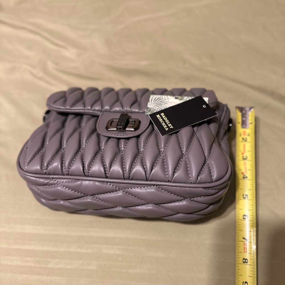 Elegant badgley mischka Quilted Gray Handbag - Picture 5 of 7